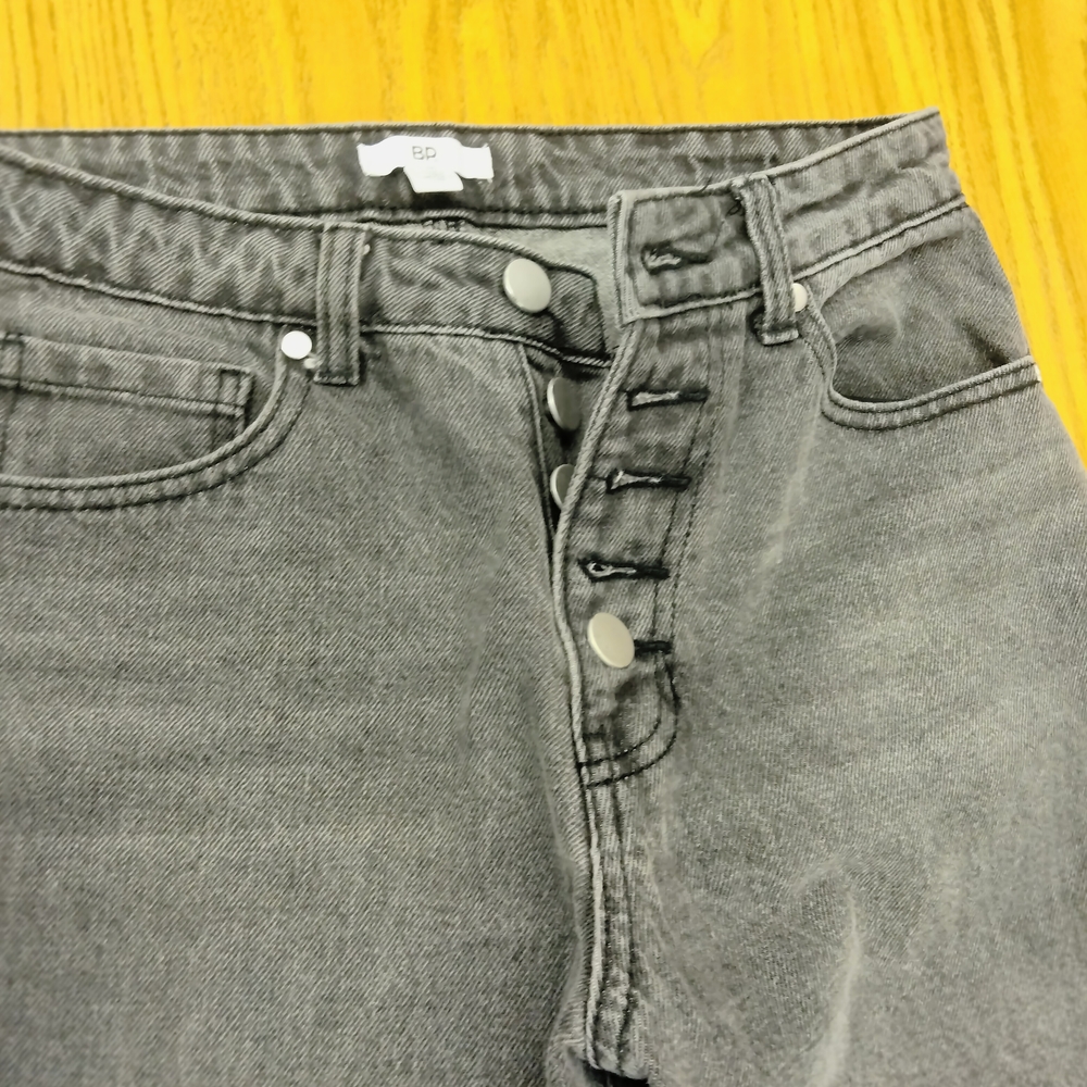 Zara Women's Gray Boyfriend Jeans, 3 for the price of one. - Picture 12 of 16